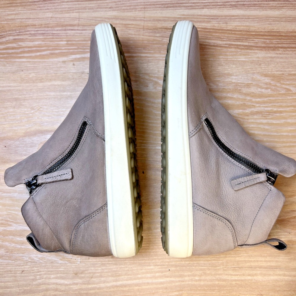ECCO Soft 7 Womens 40 9 Nubuck Leather Zip Ankle Boots Grey Comfort Minimalist - Picture 6 of 11